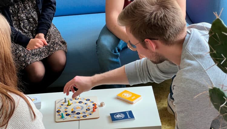 Jeux de société : un support d'apprentissage ludique et interactif